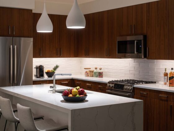 Layered accent lighting for luxury countertops